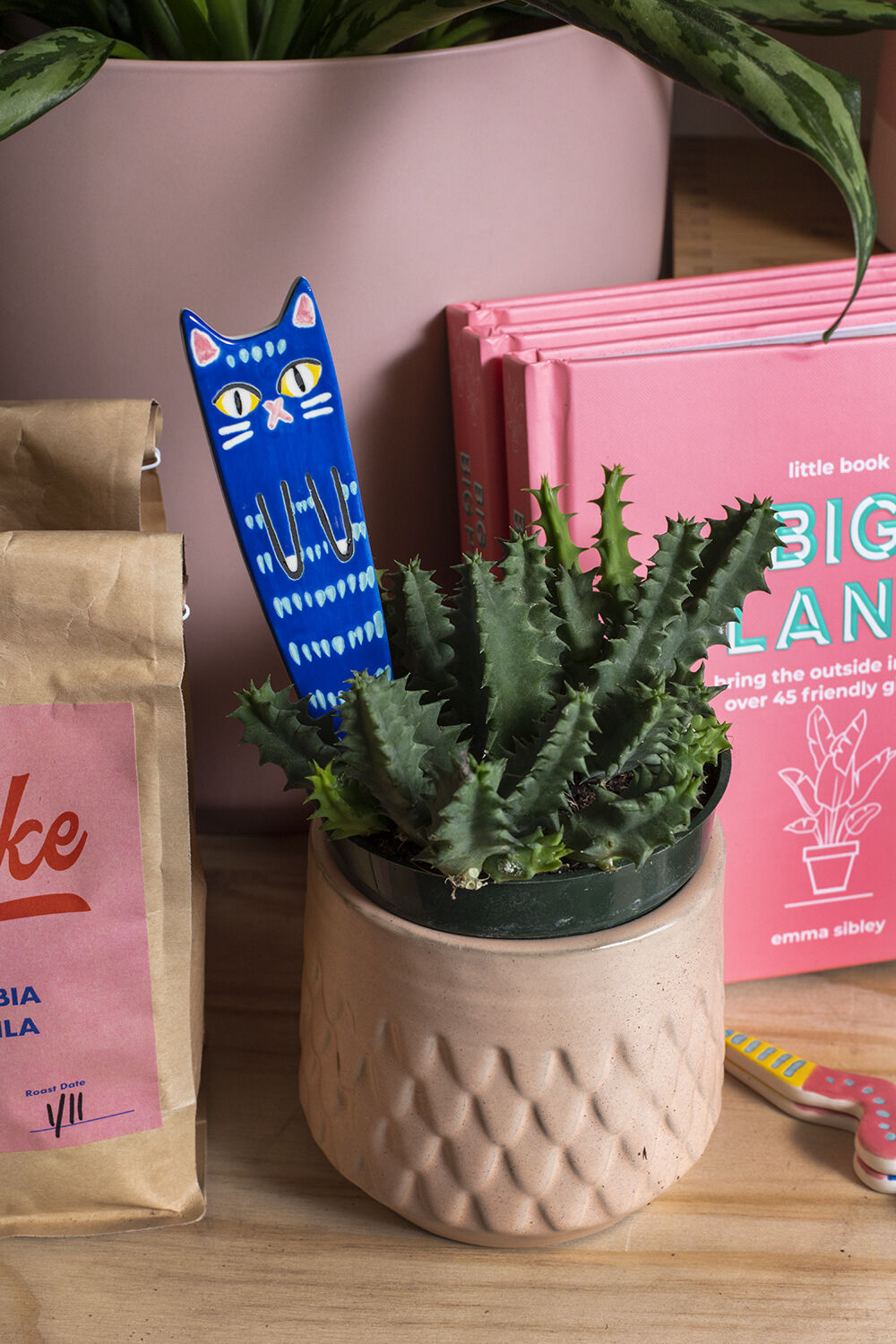 Kitty Plant Stick