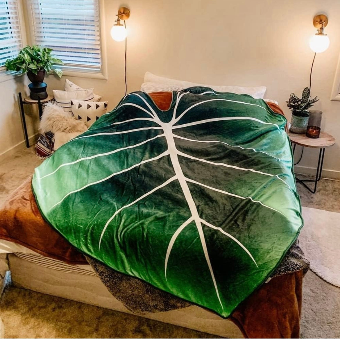 Plush Leaf Blanket